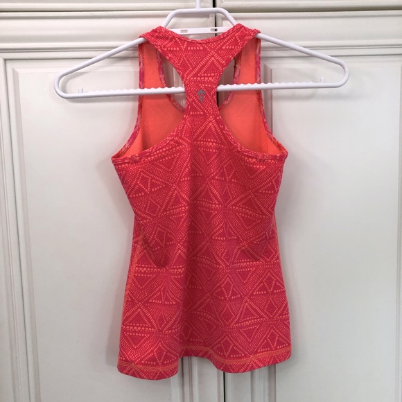 SIZE 6 - Ivivva by Lululemon girl’s tank top - Picture 4 of 7